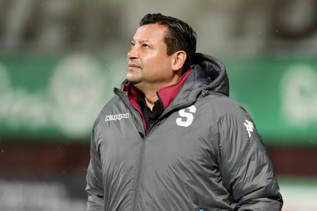 Jeaustin Campos no se fue bien de Tibás (Unafut).