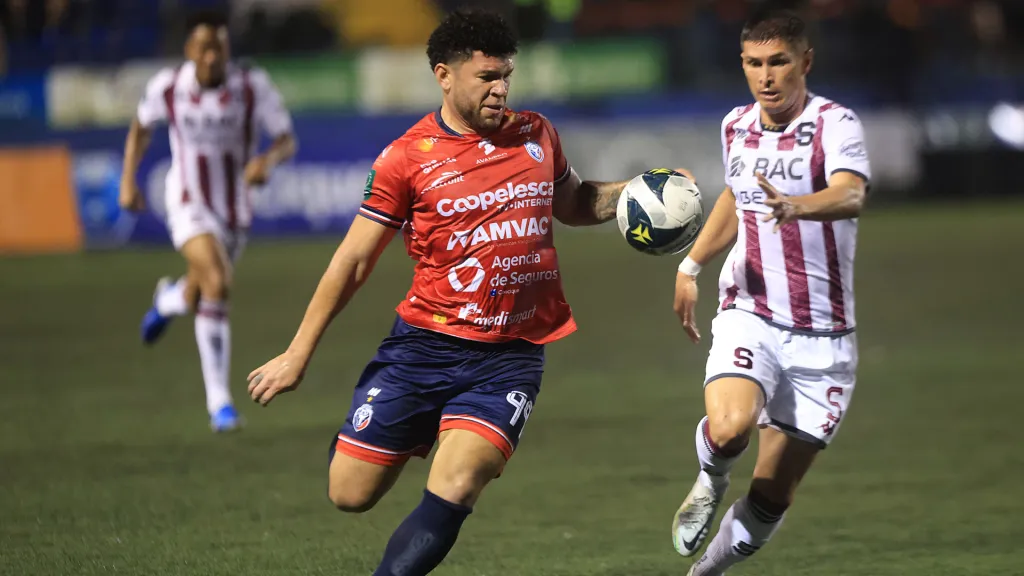 Saprisa venció 1-0 a San Carlos en la primera jornada del Clausura 2025 con el gol de Marvin Loria. (Foto: Rafael Pacheco Granados / La Teja)