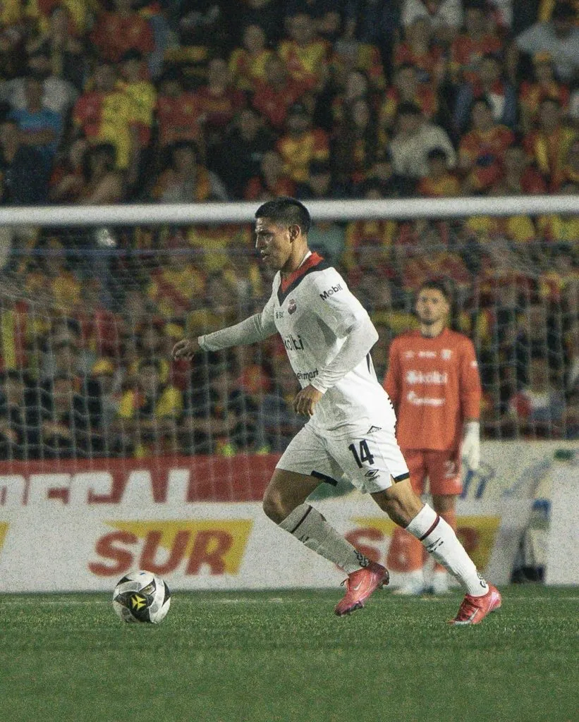 Bran tuvo una noche soñada en el Carlos Alvarado (LDA).