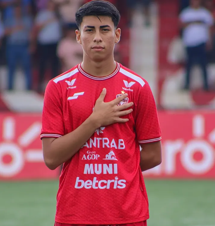 Carlos Aguilar en Malacateco. (Foto: Instagram de Carlos Aguilar)