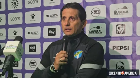 “Es mentira todo”: Ronald González es contundente sobre los rumores de su renuncia de Comunicaciones