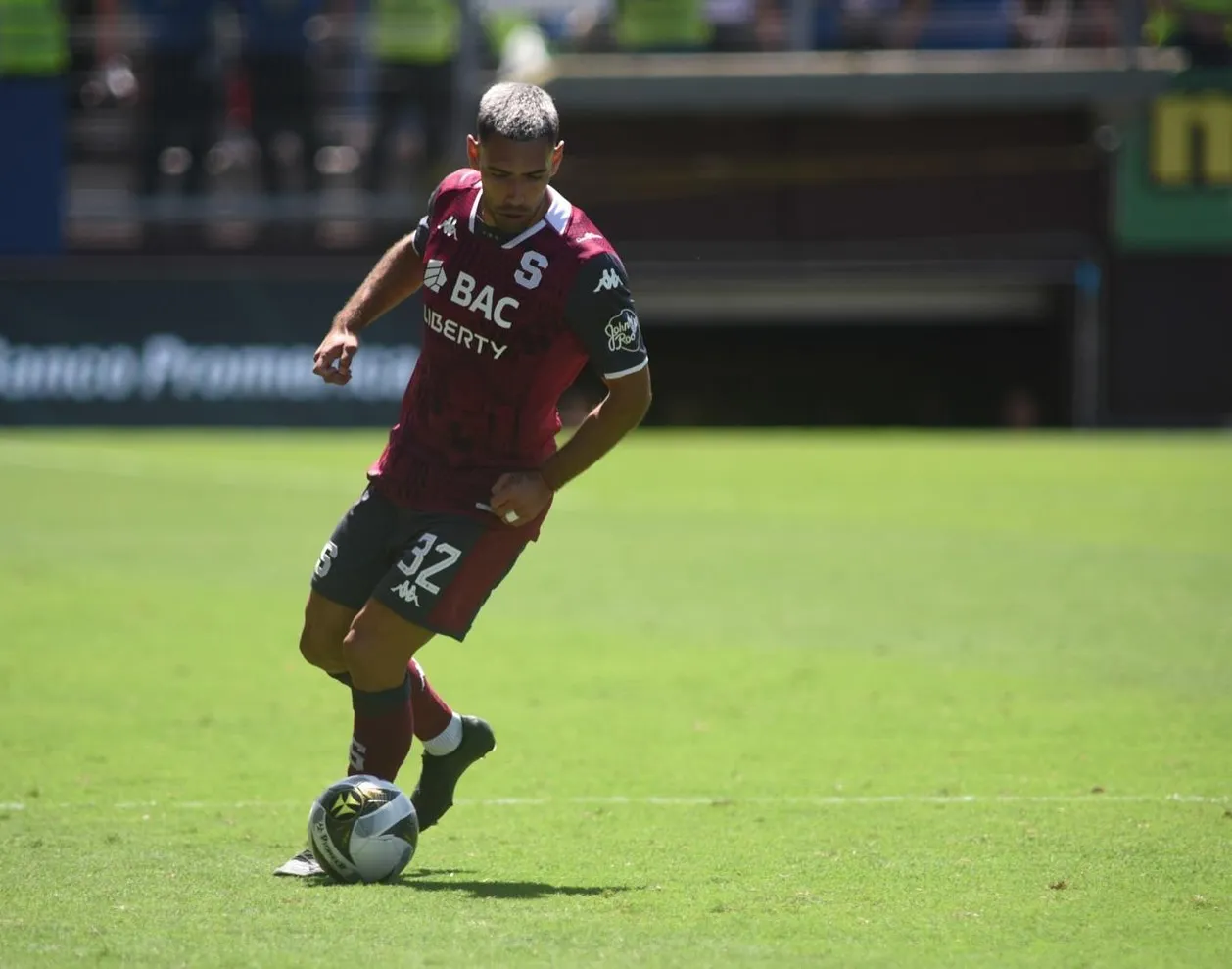 Nicolás Delgadillo podría salir de Saprissa (Deportivo Saprissa).