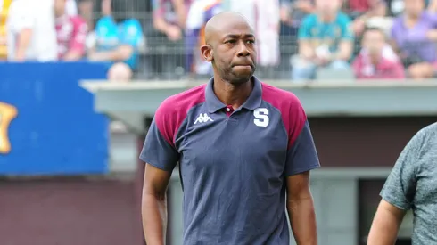 Wanchope queda expuesto por una decisión polémica.