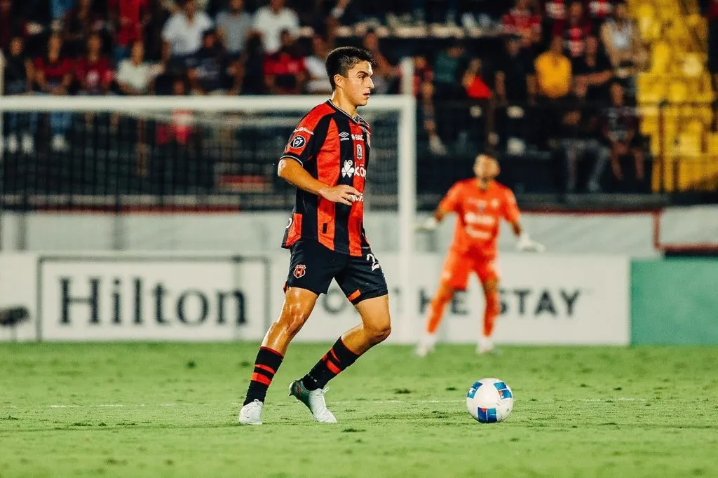 El futuro de Van der Putten está en el extranjero (LDA).