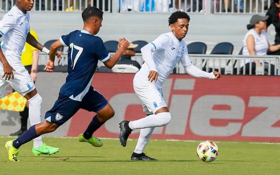 Cristian Sacaza no convenció a Reinaldo Rueda para continuar con el plantel de la H. (Foto: Deportes Acción)