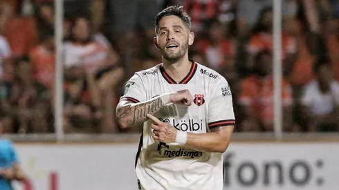 Moya culpa a Guimaraes y desata la polémica en Alajuelense