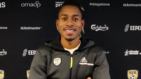 Alenis Vargas ya fue presentado por su nuevo club y cumple su sueño de jugar en Europa.