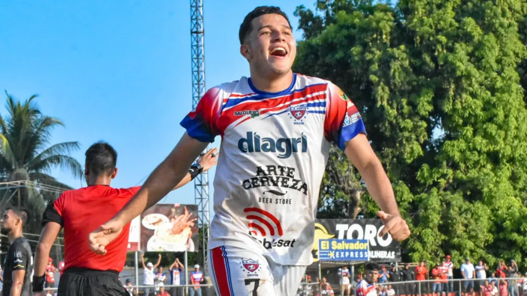 Styven Vásquez lleva 3 goles en 13 partidos con la Selecta. (Foto: Firpo)