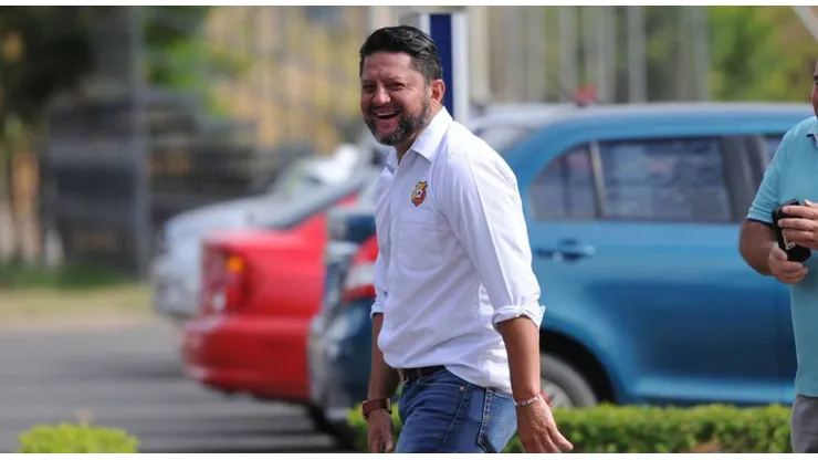 Herediano le gana la pulseada a Saprissa y Alajuelense: Jafet Soto logra quedarse con este mediocampista