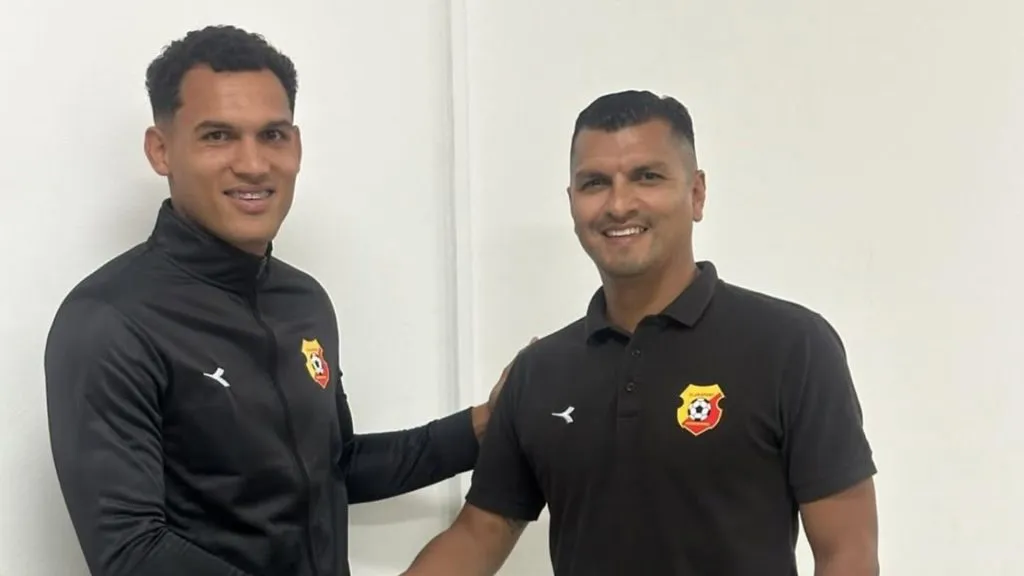 Jurguens Montenegro ya firmó con Herediano para el próximo torneo.