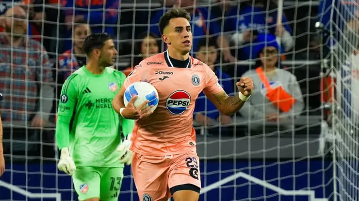Rodrigo Auzmendi recibe la noticia que tanto había estado esperando.