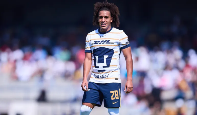 Adalberto Carrasquilla – Pumas