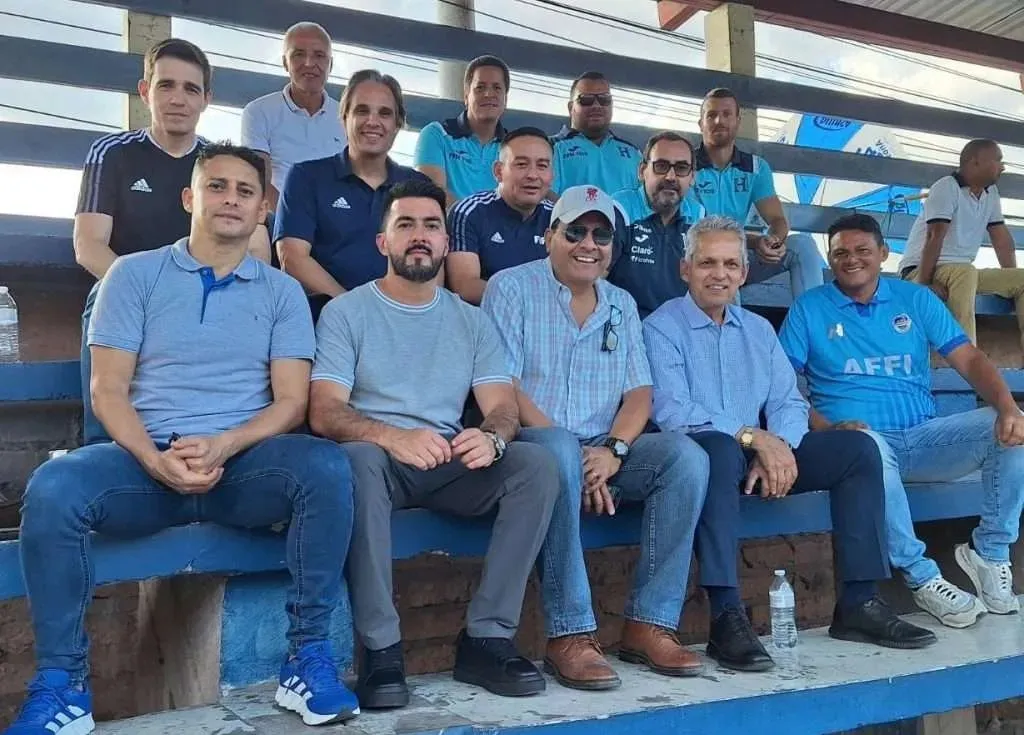 FFH, TDS, FIFA y Reinaldo Rueda alianza estratégica para el futuro del fútbol hondureño. Foto: FFH.