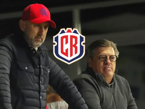 Osael Maroto escucha el mensaje que señala al reemplazo del Piojo Herrera para clasificar al Mundial