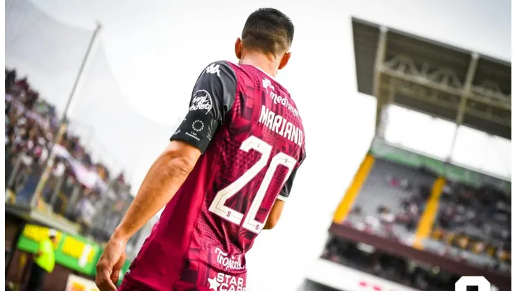 Mariano Torres le responde a los detractores y se mete con el tema más delicado en Saprissa
