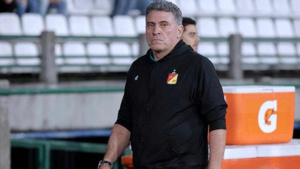Luis Suárez no es más director técnico del Deportivo Pereira.