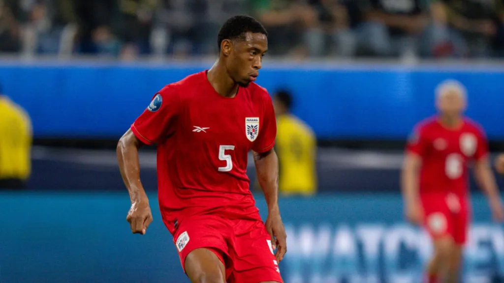 Edgardo Fariña viene de ser titular con Panamá frente a Estados Unidos y México. (Foto: Getty)
