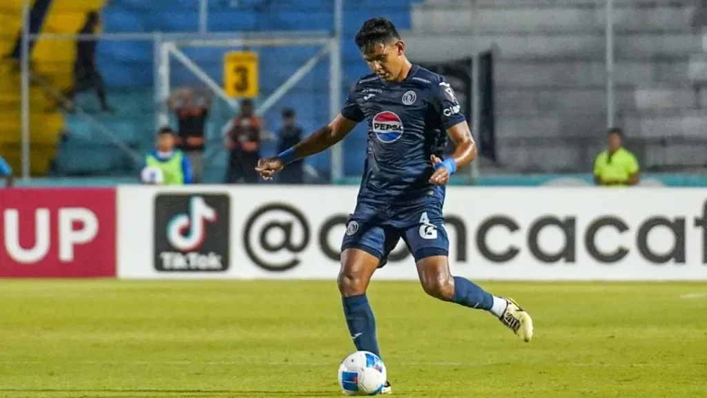 Luis Vega ya sabe lo que es quedar campeón con Motagua, lo hizo en el Apertura 2024.