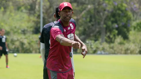 Wanchope enfrenta otro problema que salpica a la dirigencia