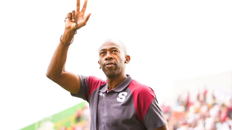 Wanchope y Saprissa contactan al jugador que tanto necesitan