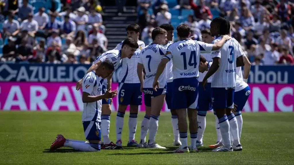 Kervin Arriaga se encomienda a Dios en la previa del partido ante Mirandés.