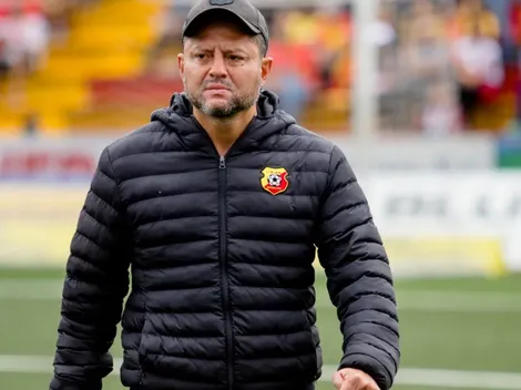 “Pasaron cosas”: Jafet Soto echó de Herediano a Alexander Vargas y ahora se supo la verdad