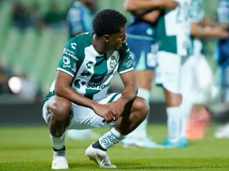 Choco Lozano no deja de sufrir en Santos Laguna… ¿Cuándo volverá a jugar?