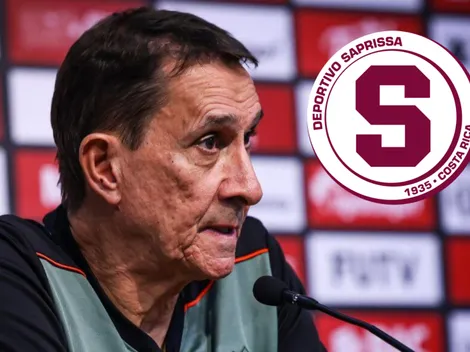Guimaraes se la agarra con Saprissa: el recado del técnico que celebra Alajuelense