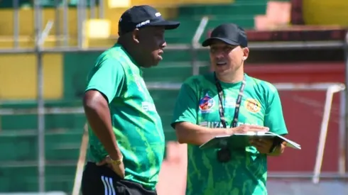 Hernán Medford causa polémica con la decisión que tomó en la Liga de Guatemala