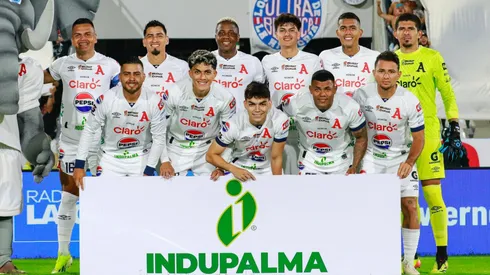 Figura de Alianza tuvo una grave lesión.