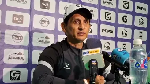 Ronald González sorprende al confirmar su fecha de salida de Comunicaciones