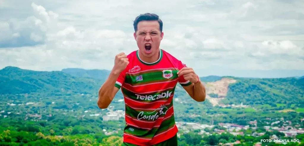 Erick Torres  Guanacasteca