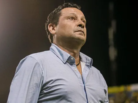 "No me pongo en subasta": Jeaustin Campos explota por los últimos rumores de su futuro