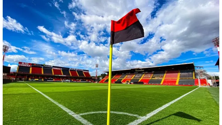 “Nuevo refuerzo”: Alajuelense confirma la llegada que necesitaba para reforzar la delantera