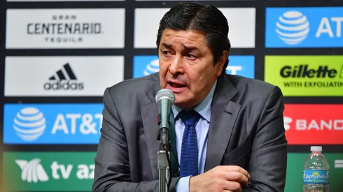 Luis Fernando Tena toma nota: joya de Guatemala volvió de Europa y anotó un doblete en México.