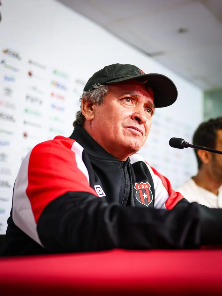 Machillo Ramírez en su presentación. (Foto: Prensa LDA)