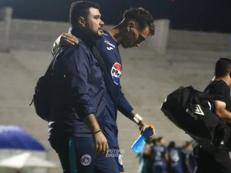 Alerta en Motagua: Rodrigo Auzmendi abandonó el clásico y tuvo que ir al hospital
