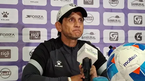 Ronald González advierte a sus jugadores tras el triunfo de Comunicaciones vs Municipal