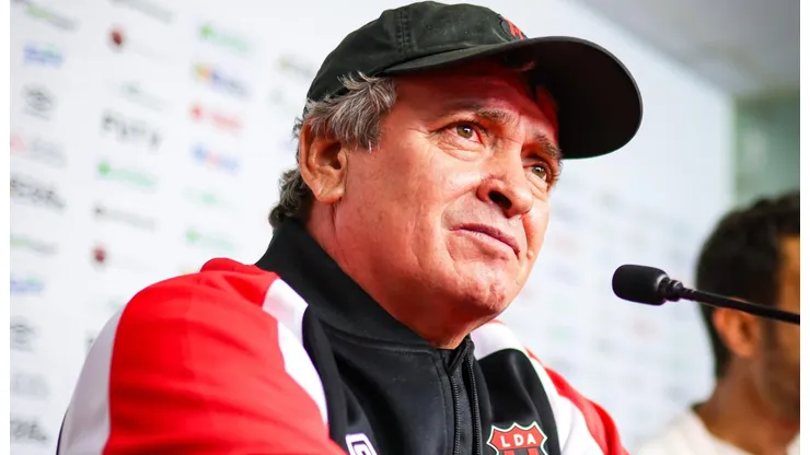 “Lo pidió y se lo aprobaron”: el Machillo Ramírez consiguió su primera incorporación en Alajuelense