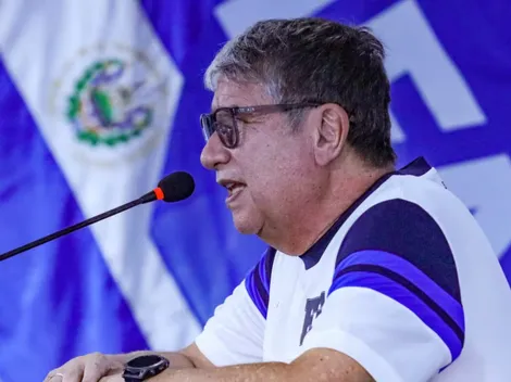 Rival de la Selección de El Salvador da noticia que pone en alerta a El Bolillo Gómez