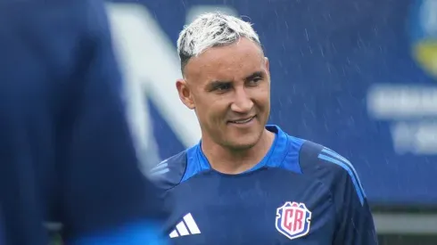 “Estoy en contra”: figura de La Sele se opone a Keylor Navas y cuestiona la decisión del Piojo Herrera