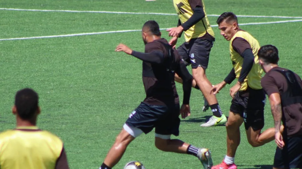 John Jairo Ruiz ya entrena con sus compañeros.