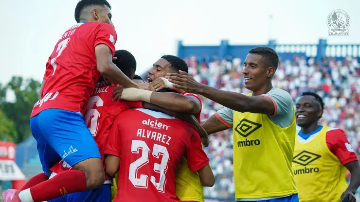 Los blancos volvieron al triunfo luego de cinco partidos que tenían sin ganar.