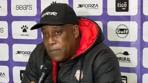 Hernán Medford recibió la noticia que menos quería en el futbol de Guatemala