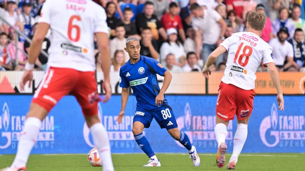 Jimmy Marín se fue al descenso con el Orenburg (FK Orenburg).