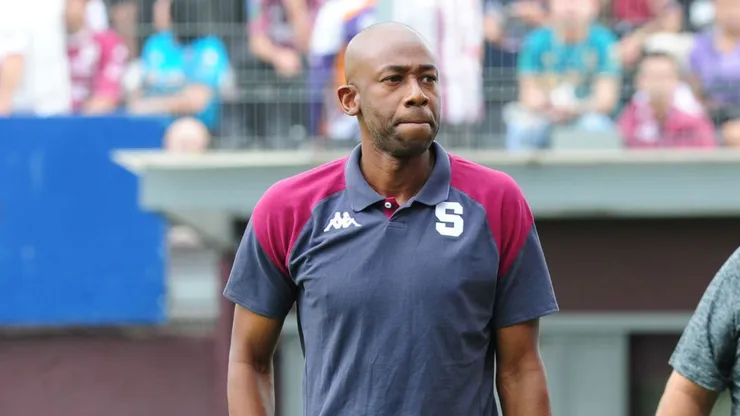 “La decisión está hecha”: Saprissa le avisa a Wanchope su futuro en caso de no clasificar.