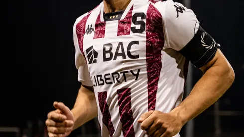 Saprissa protagoniza el primer gran golpe del mercado