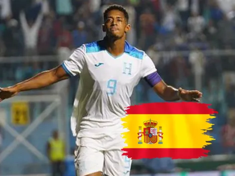 Choco Lozano recibe de equipo español lo que todo futbolista espera en su carrera