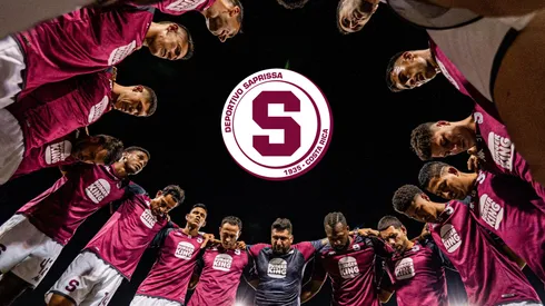 Un morado se aleja de Saprissa.