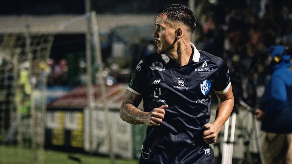 Christopher Núñez podría marcharse de Cartaginés.